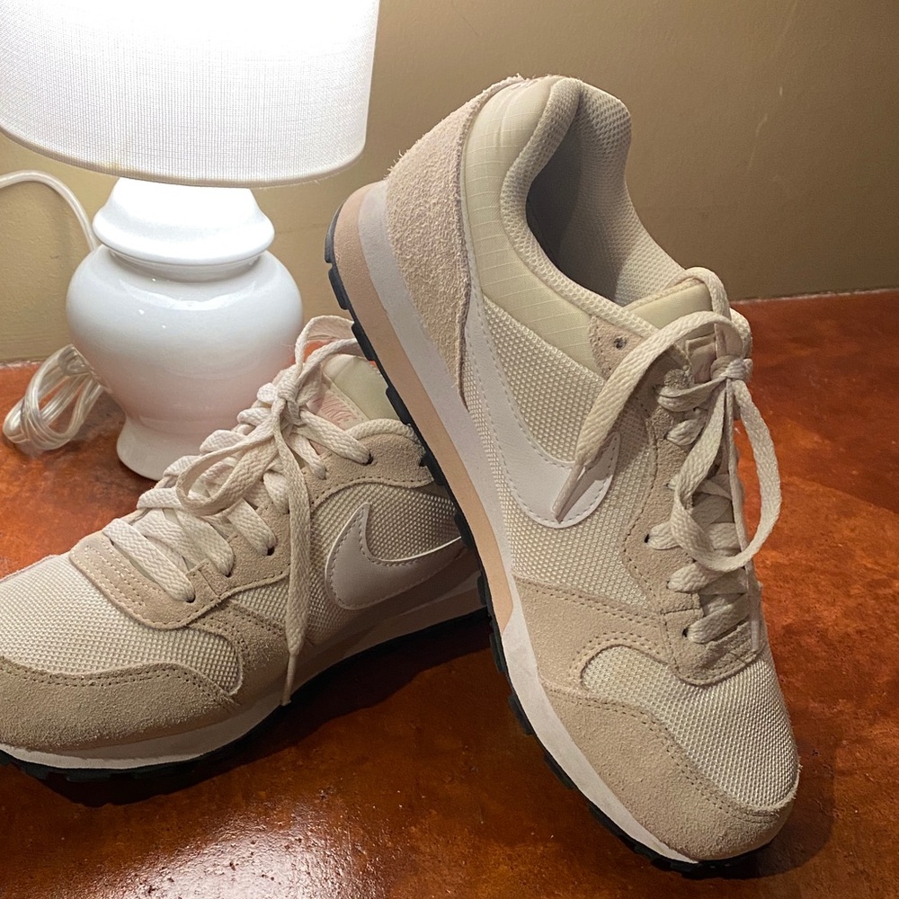 Nike Women's MR Runner2 cream color